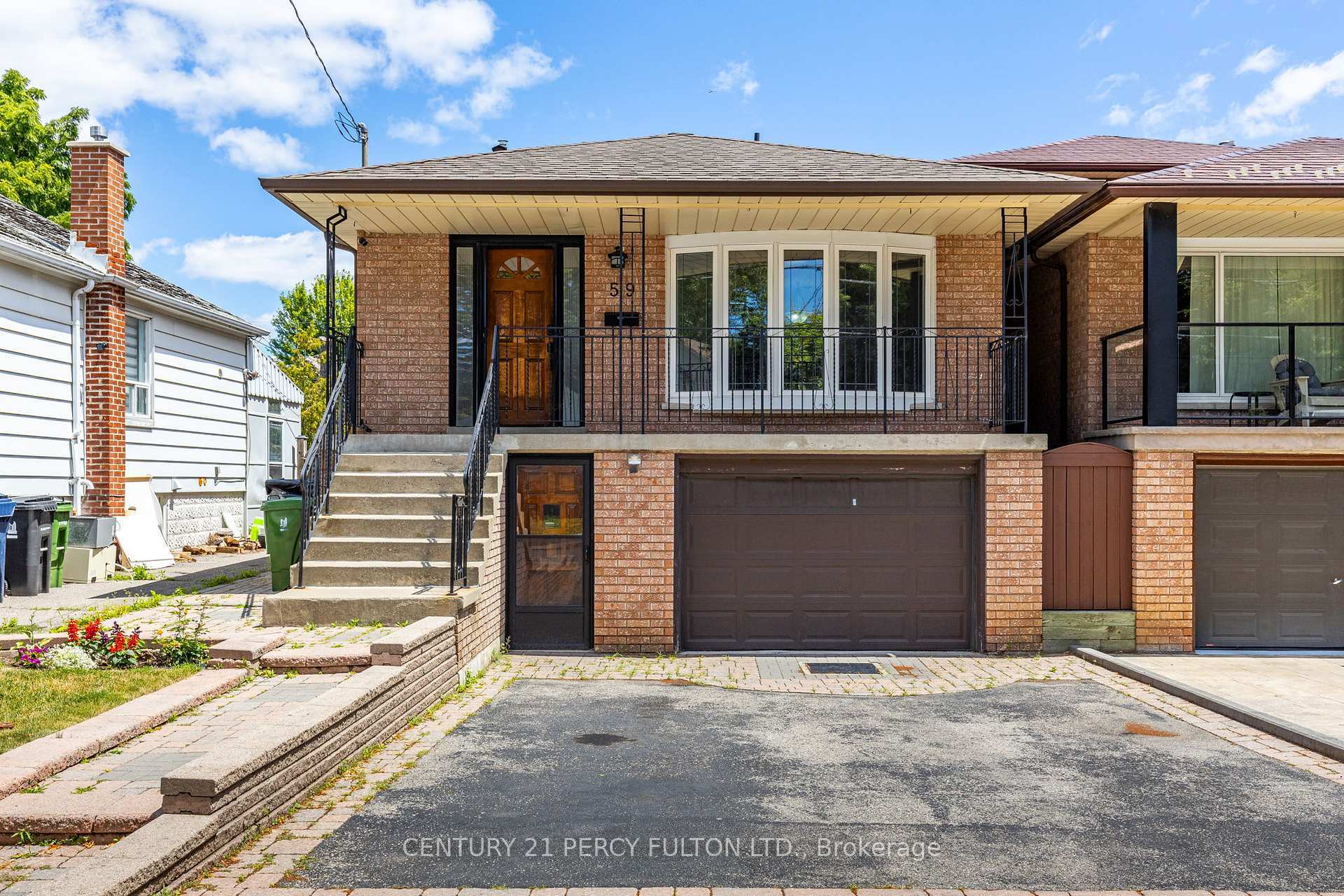 Property Photo:  59 Vanbrugh Avenue  ON M1N 3T1 