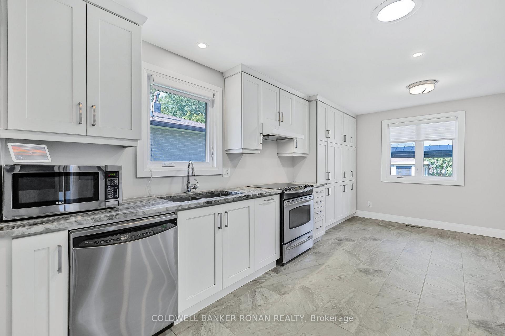 Property Photo: 170 Burbank Crescent ON L9W 3H8