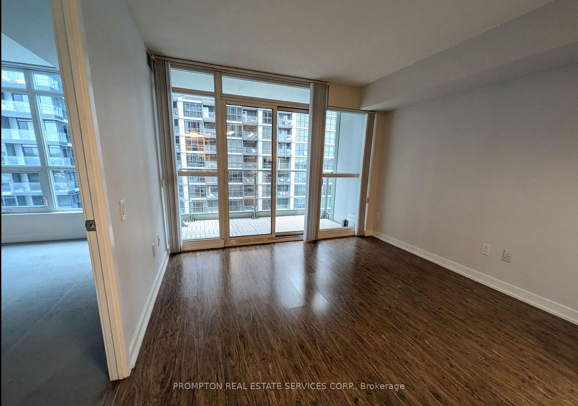 Property Photo:  15 Singer Court Ph12  ON M2K 0B1 