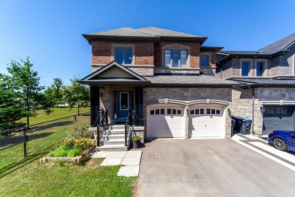 Property Photo: 70 Prairie Creek Crescent ON L6Y 6C9