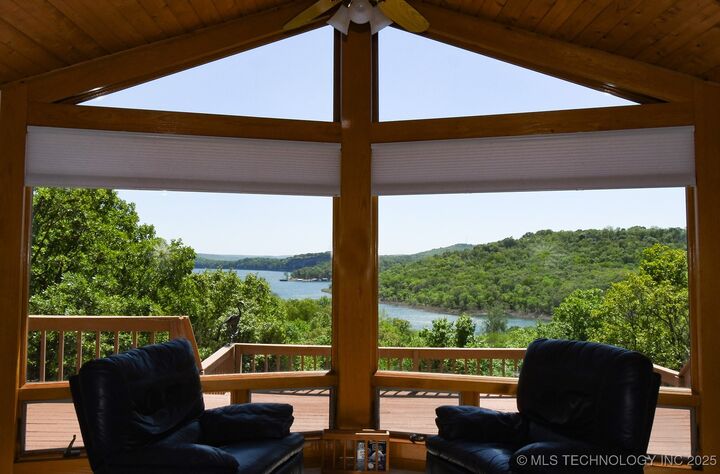 Property Photo: 30981 S 520 Road OK 74451