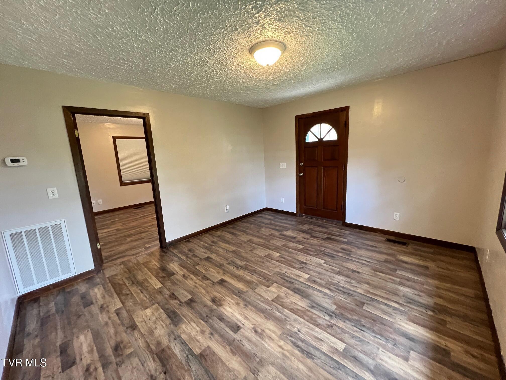 Property Photo: 129 Painter Road TN 37656