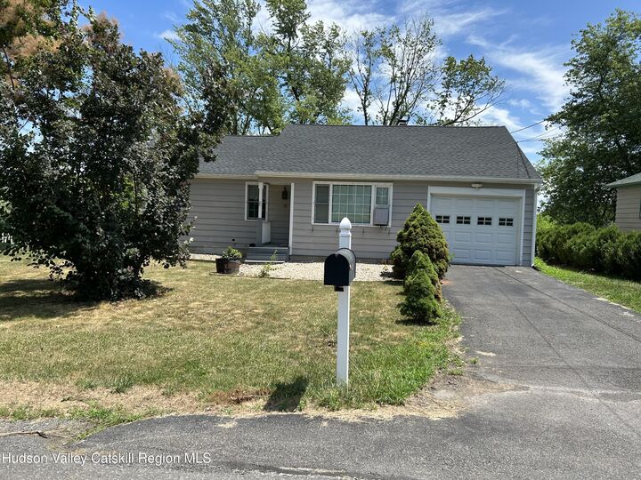 19 Fabiano  Hudson NY 12534 photo