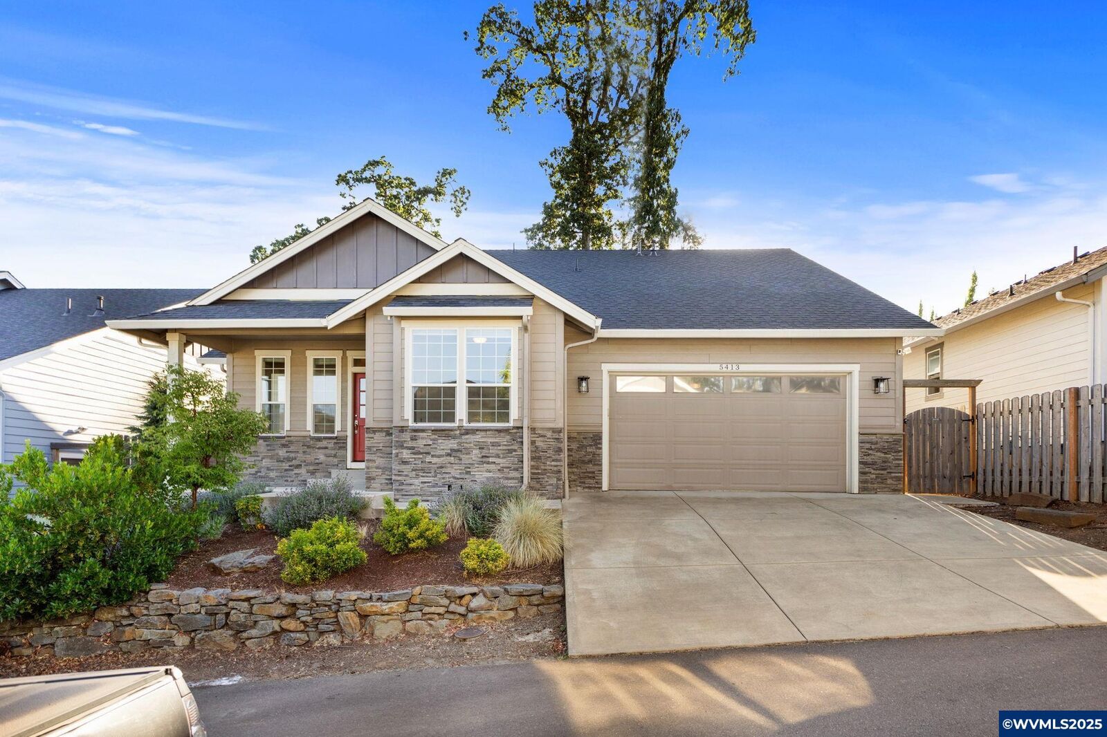 Property Photo:  5413 Terra Cotta Dr SE  OR 97306 