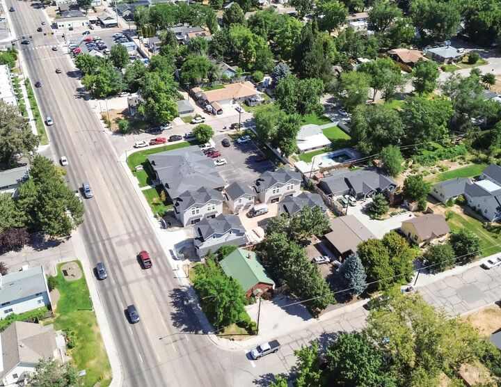 Property Photo: 1910 S Vista Ave. ID 83705