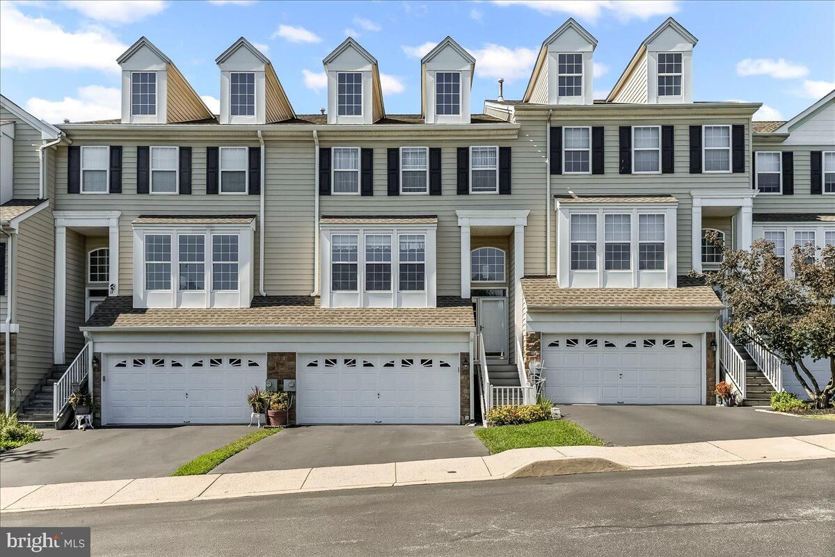 Property Photo: 205 N Azalea Court PA 19342