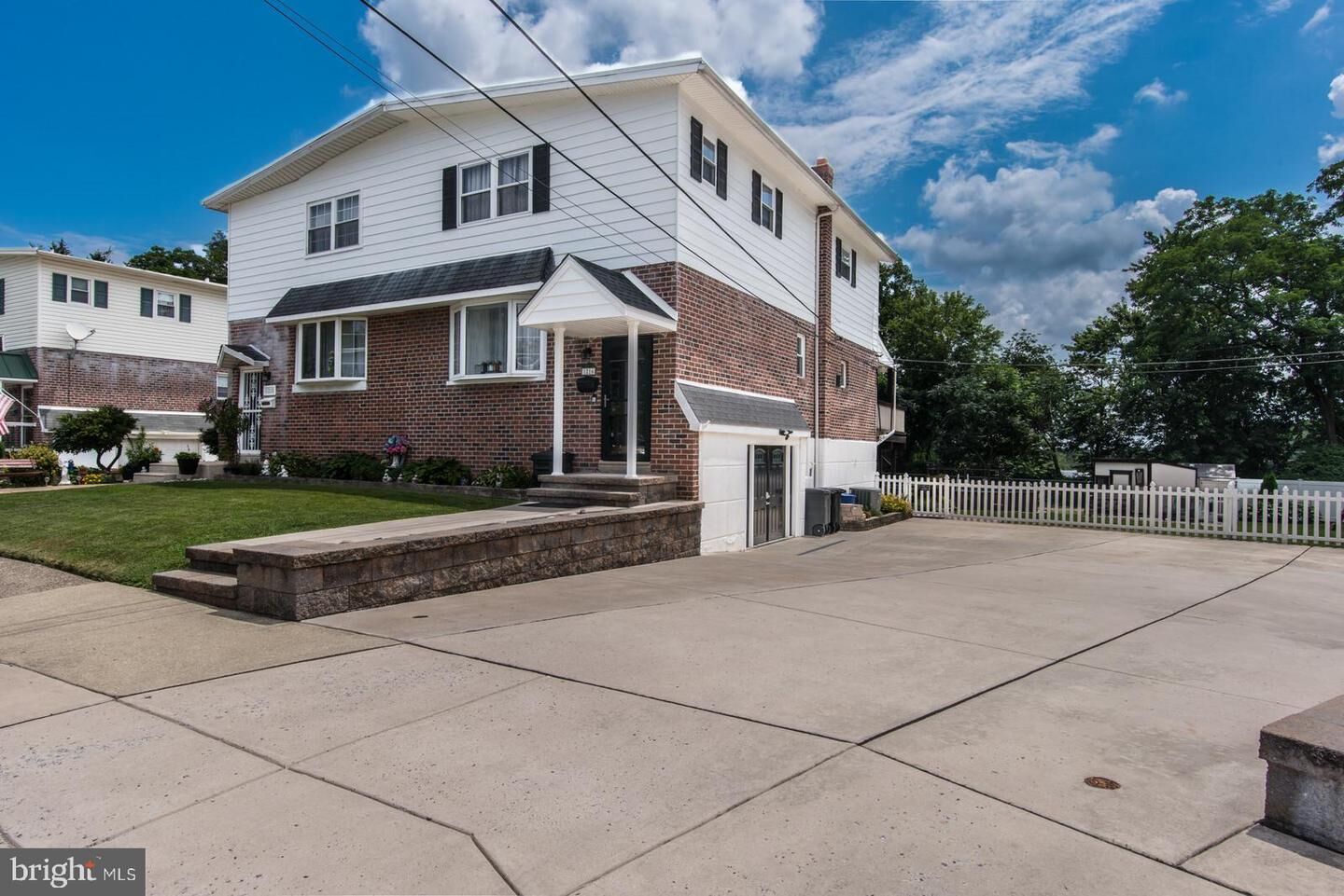 Property Photo:  1216 Jennifer Road  PA 19116 