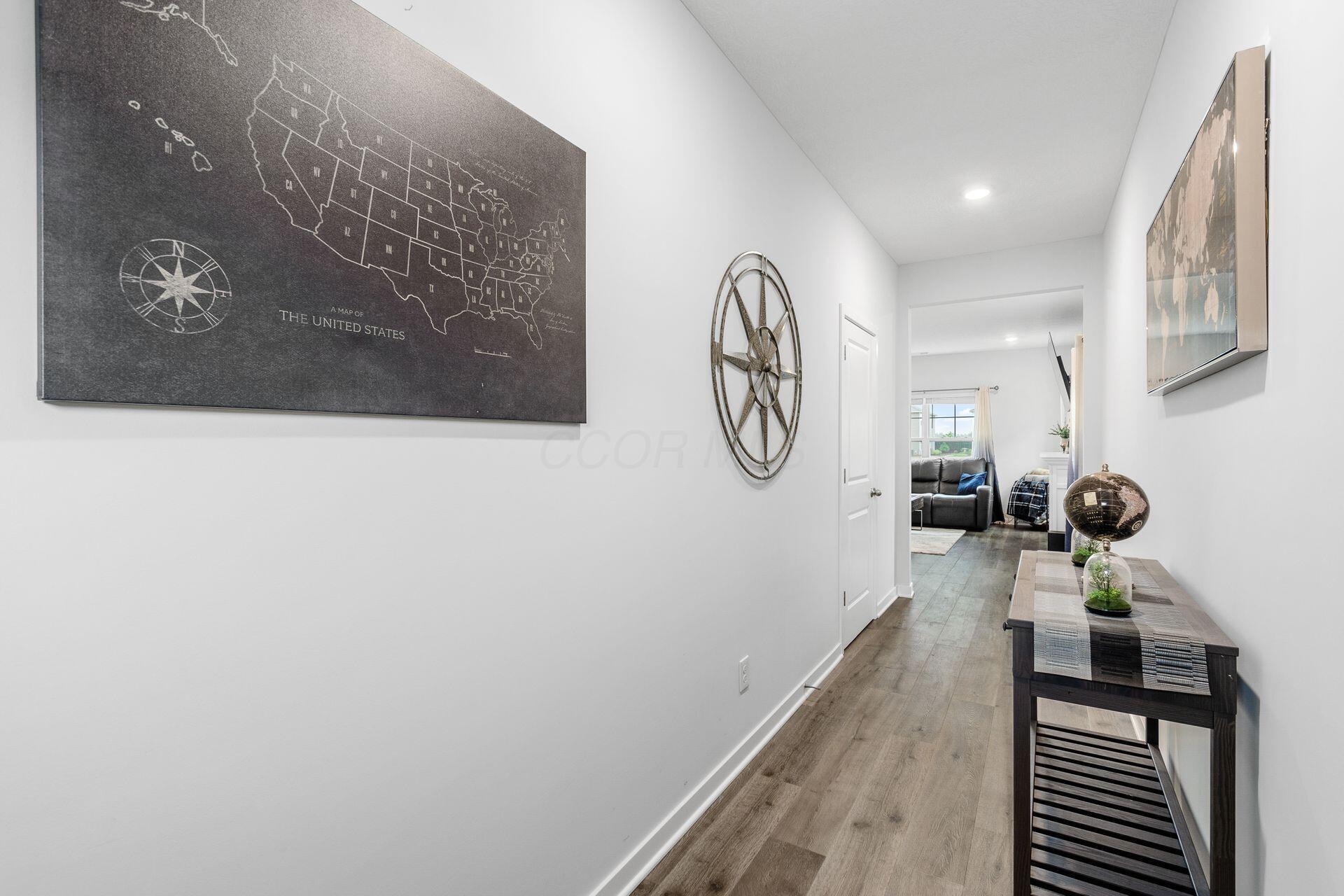 Property Photo: 6355 Marinelli N Drive OH 43228