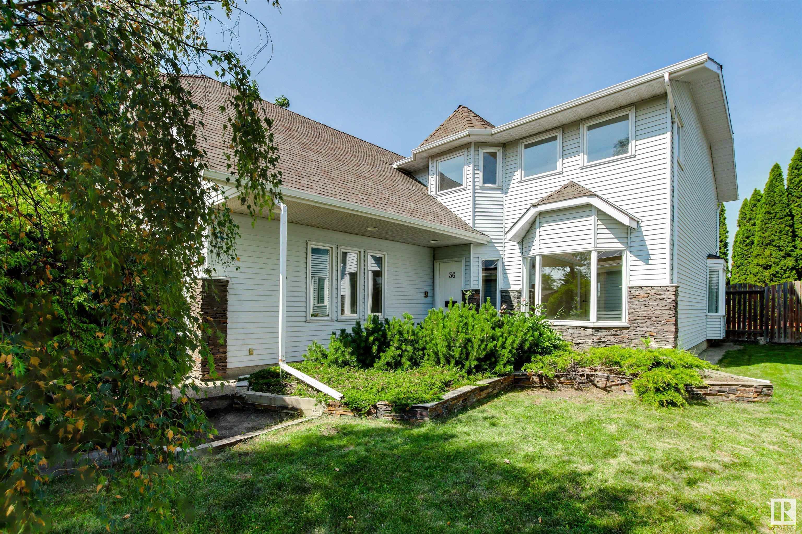 Property Photo: 36 Langholm Drive AB T8N 3W1