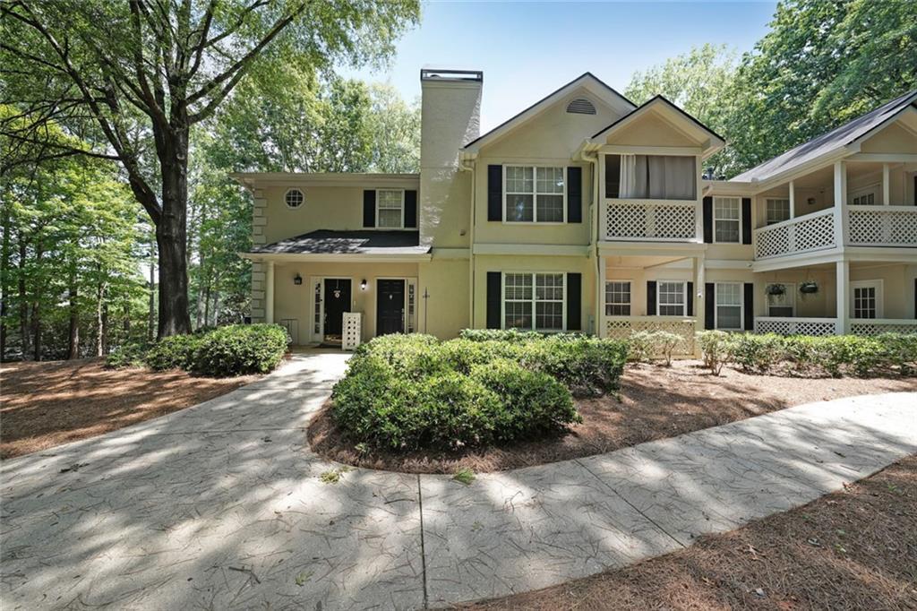 Property Photo: 1005 Peachtree Forest Terrace GA 30092