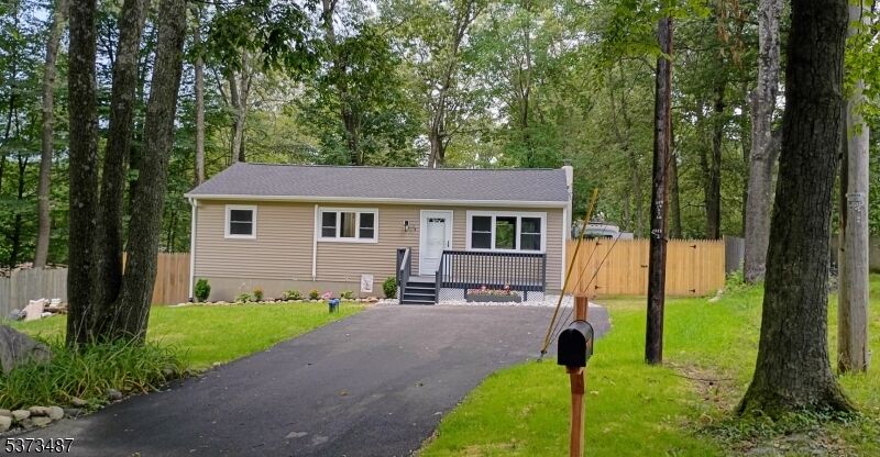 Property Photo: 14 Mountain Top Ct NJ 07419