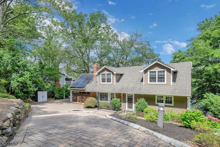 377 High Crest Dr  West Milford Twp. NJ 07480 photo