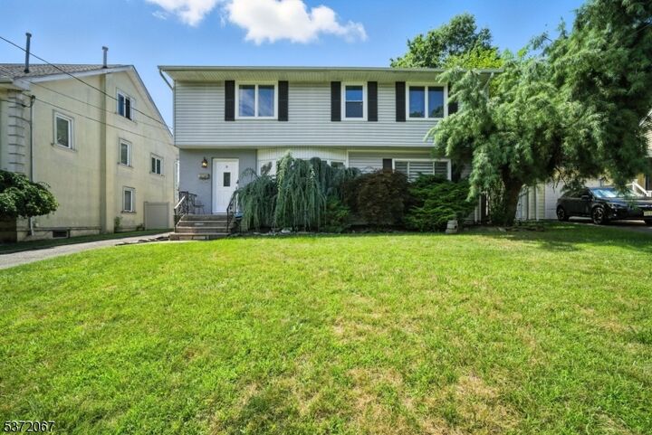 36 Alyson Pl  Bloomfield Twp. NJ 07003 photo