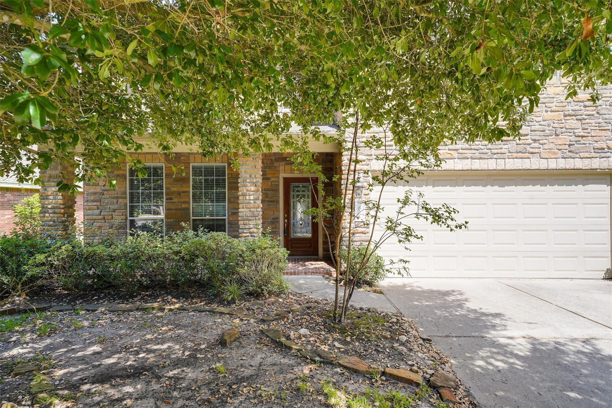 Property Photo:  62 N Planchard Circle  TX 77382 