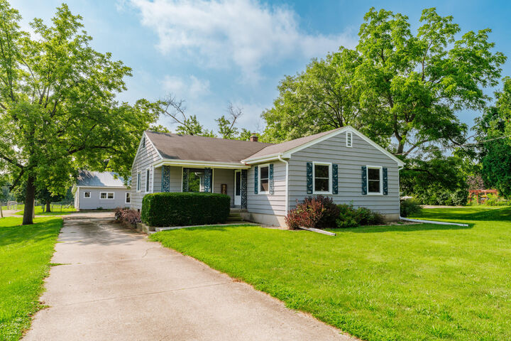 5912 E Creek Rd  Laprairie WI 53546 photo