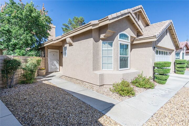 Property Photo:  11342 Sawgrass Bend  CA 92308 