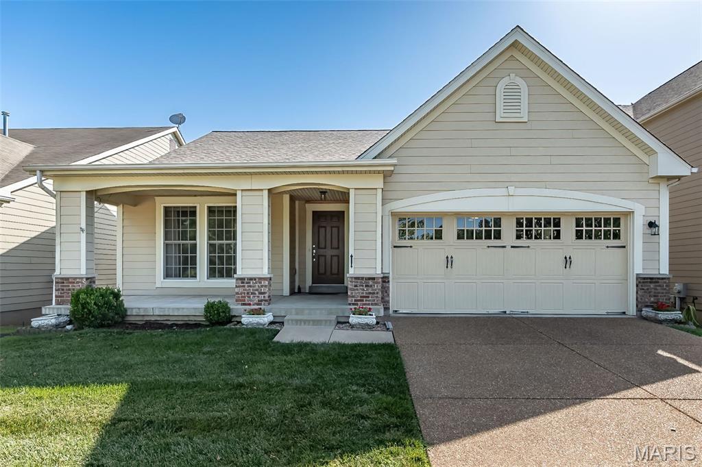 Property Photo: 141 Venice Circle MO 63304