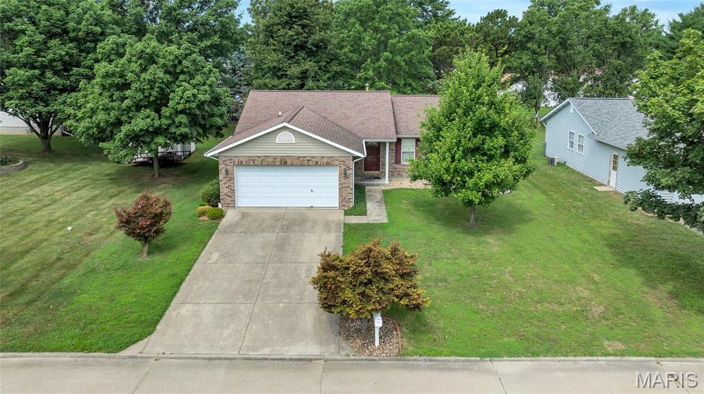 Property Photo: 431 Sandalwood Drive IL 62298