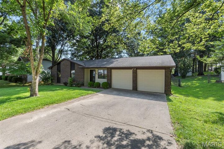 Property Photo:  1806 Grandview Drive  MO 63701 