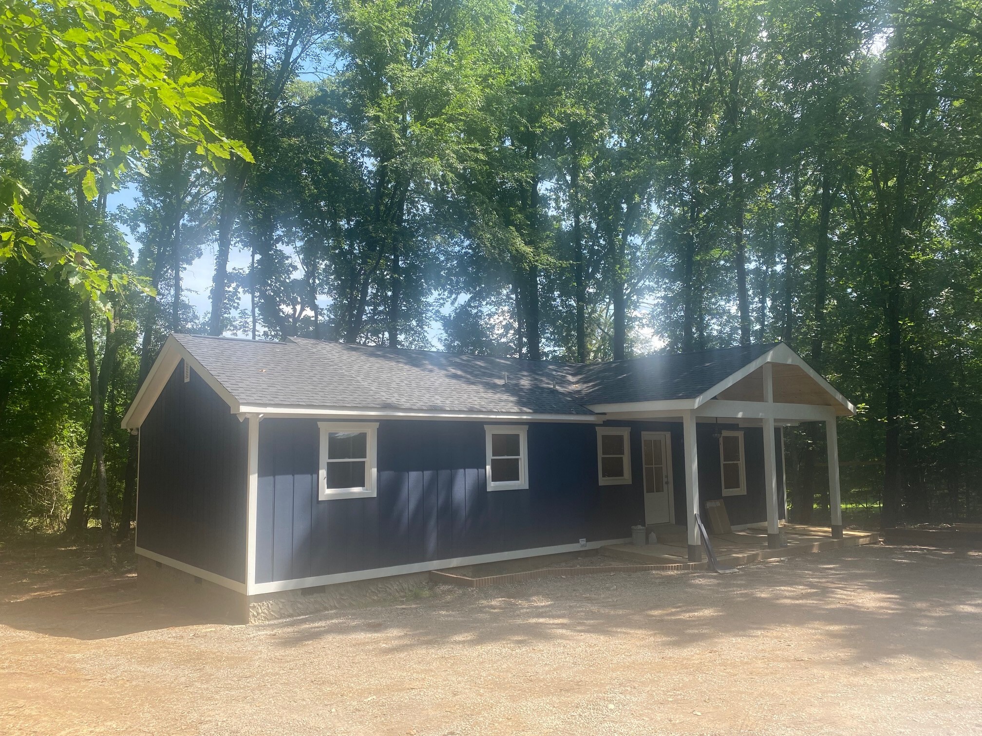 Property Photo: 4695 Jones Rd TN 37037