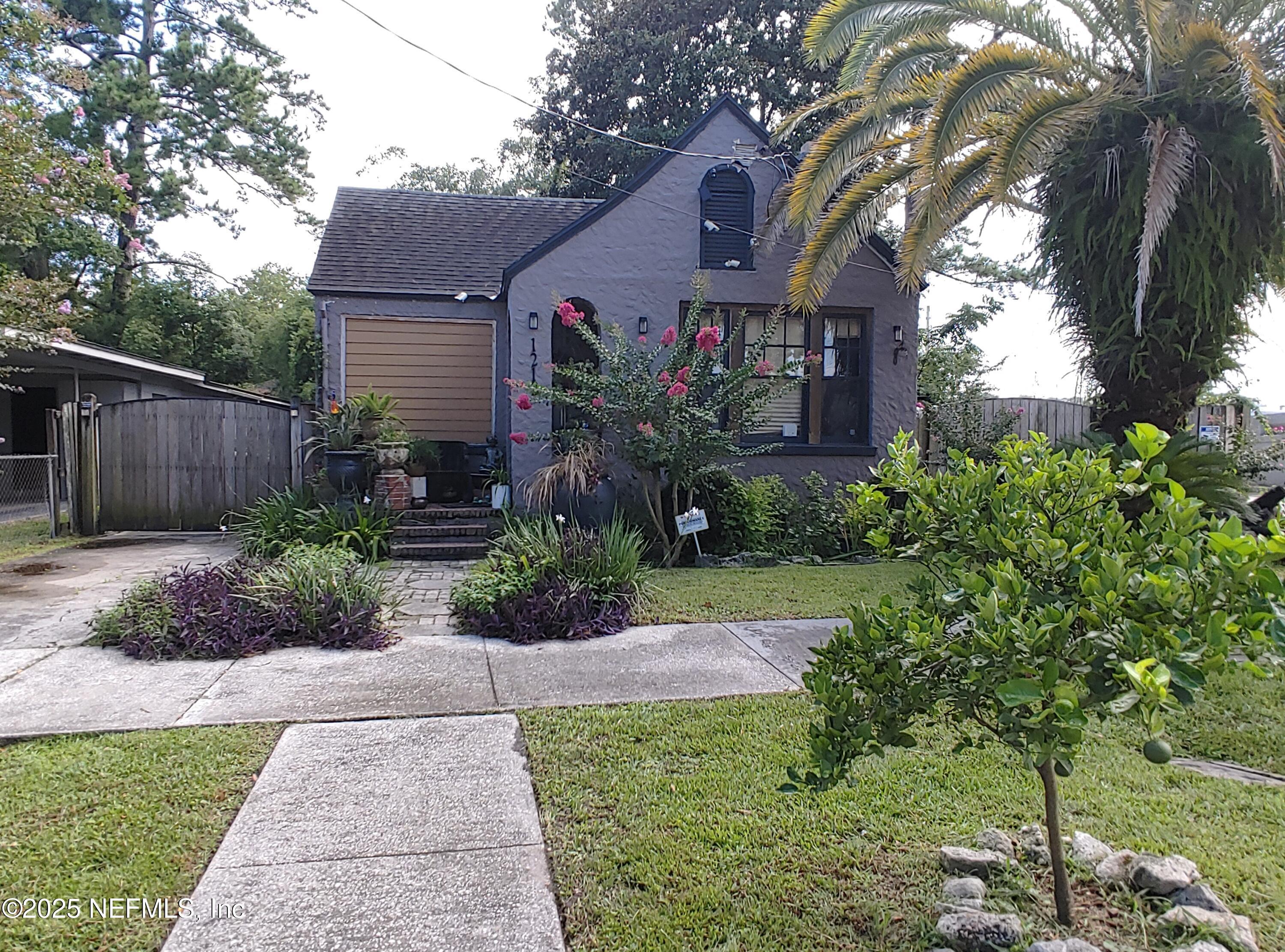 Property Photo:  1212 Talbot Avenue  FL 32205 