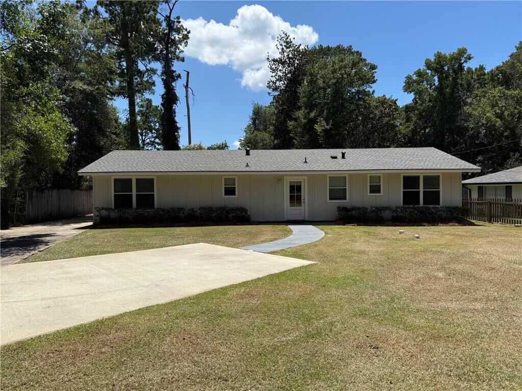 Property Photo:  7 Holly Drive  LA 70433 