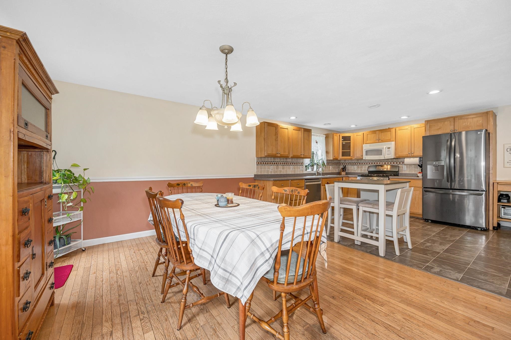Property Photo:  22 Victoria Farms Road  NH 03044 