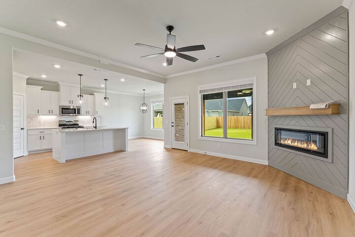 Property Photo: 1910 Ferguson Street AR 72751