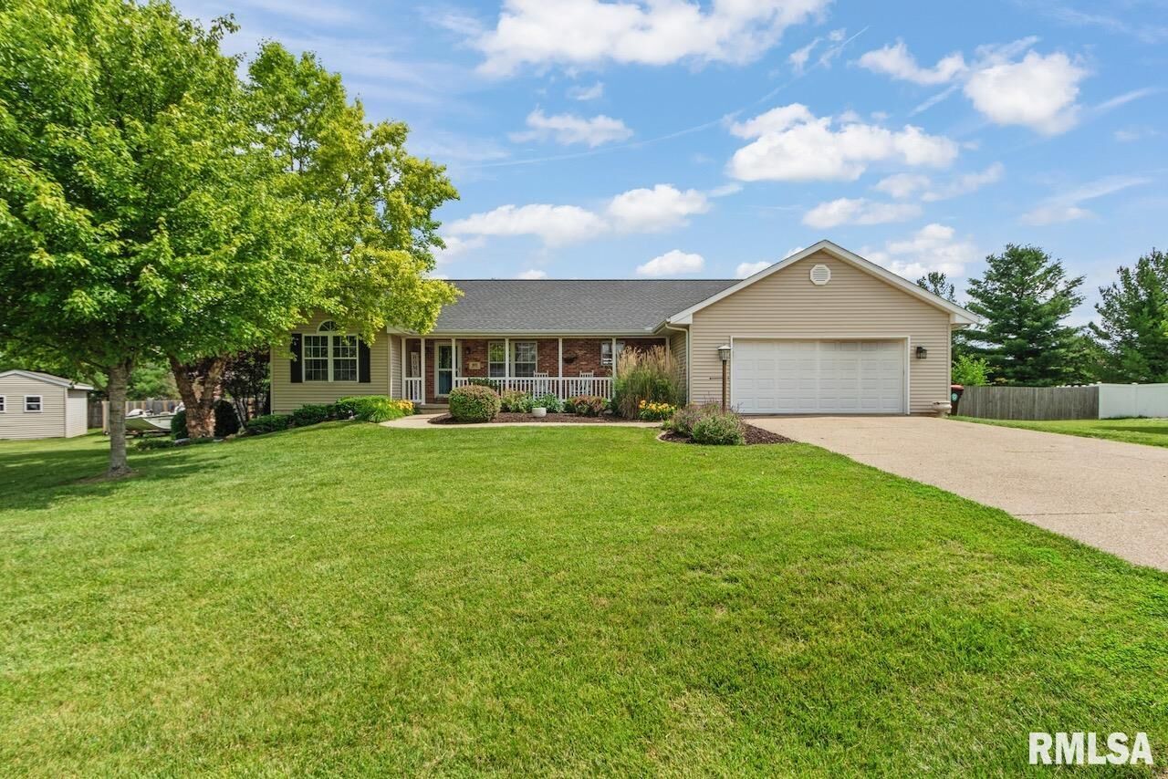 Property Photo: 103 Michael Court IL 61548