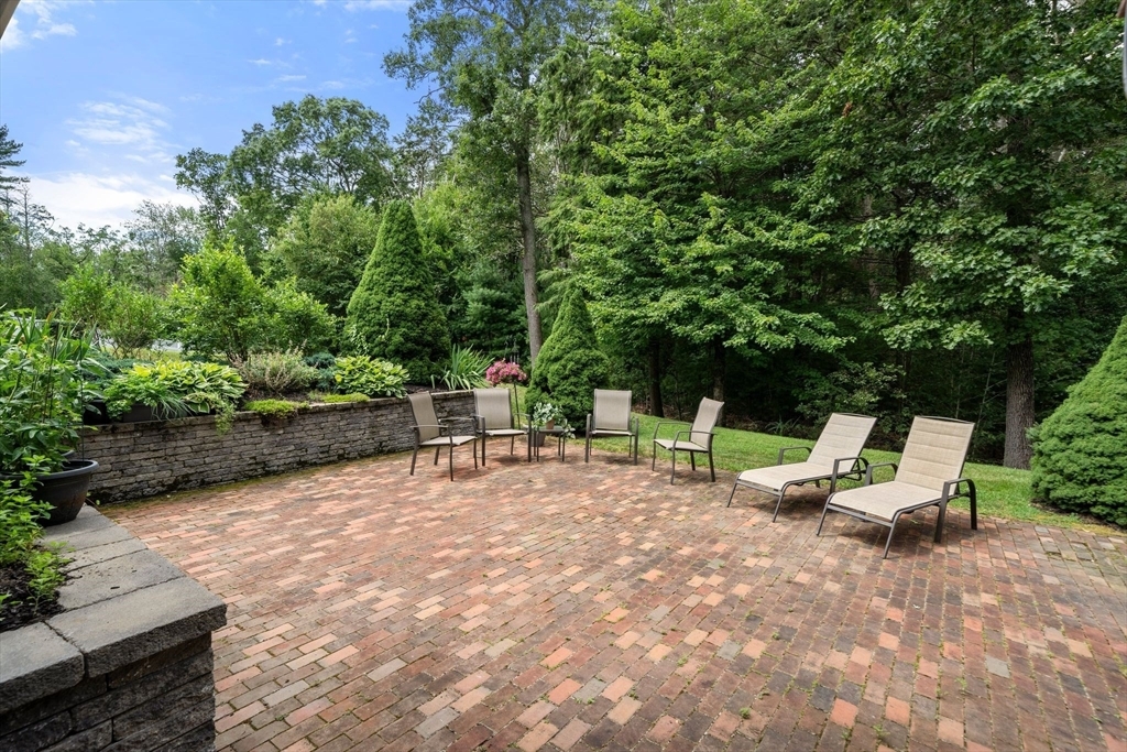Property Photo:  27 Henry'S Ln  MA 02061 