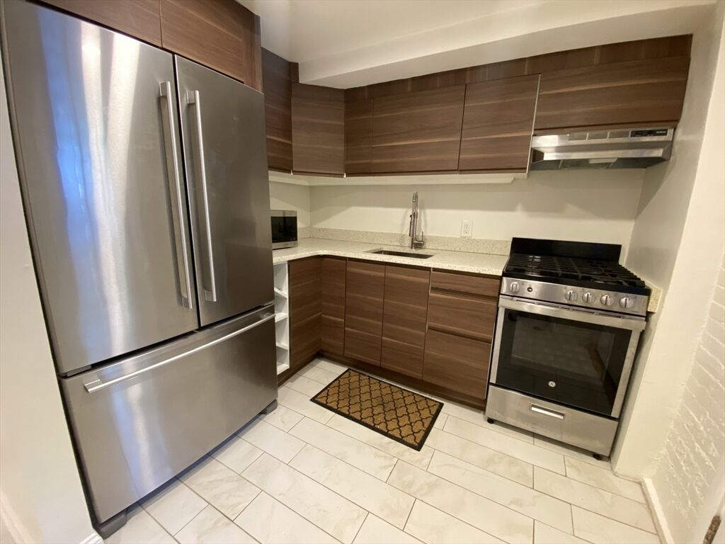 Property Photo:  482 Columbus Ave Garden  MA 02118 
