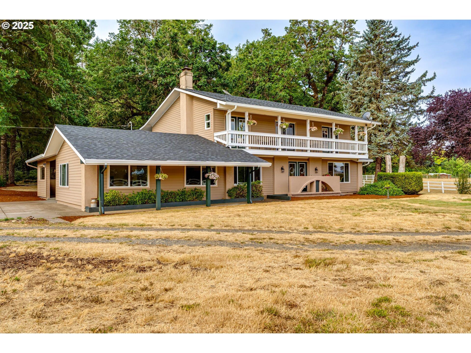 Property Photo:  26718 Cantrell Rd  OR 97402 