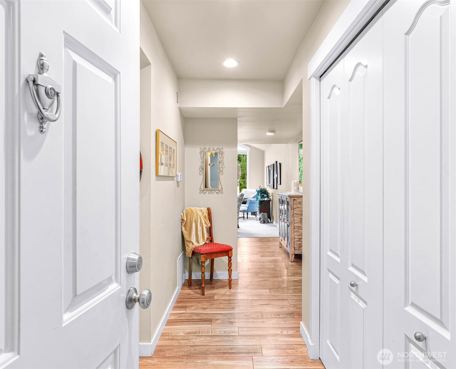Property Photo: 1220 6th Avenue S B305 WA 98020