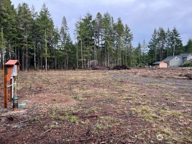 Property Photo: 100 E El Fuego Dr WA 98584