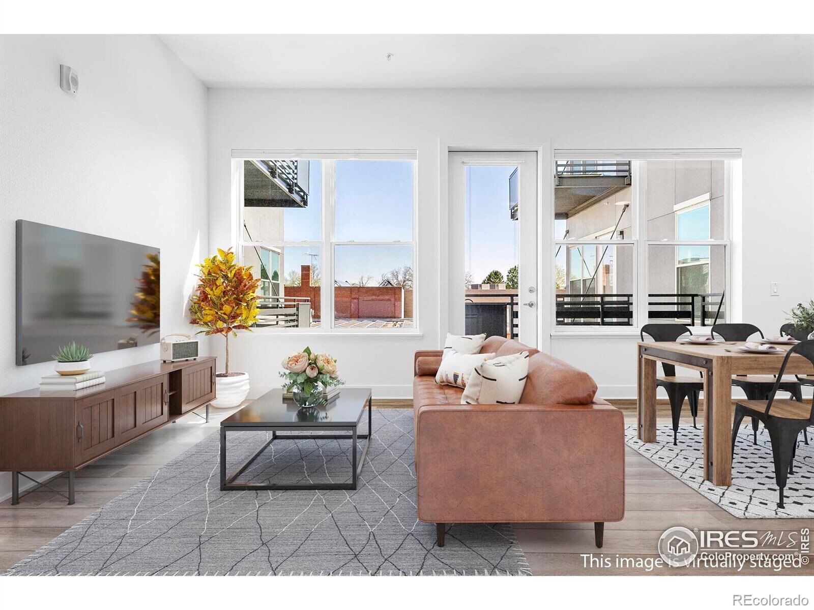 Property Photo:  1707 Walnut Street 208  CO 80302 