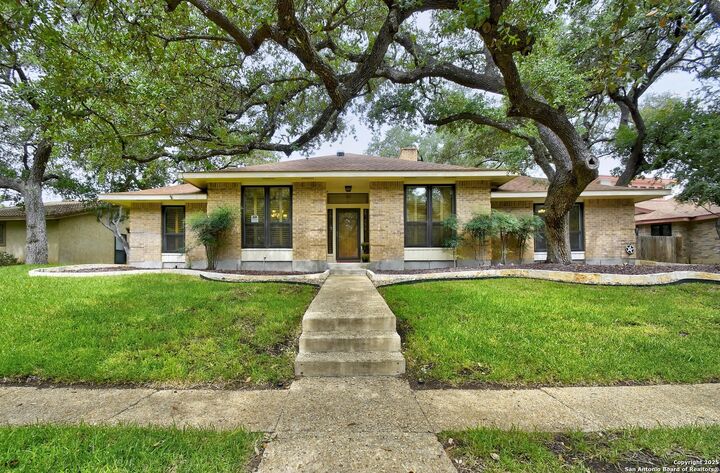 13423 Vista Bonita  San Antonio TX 78216 photo