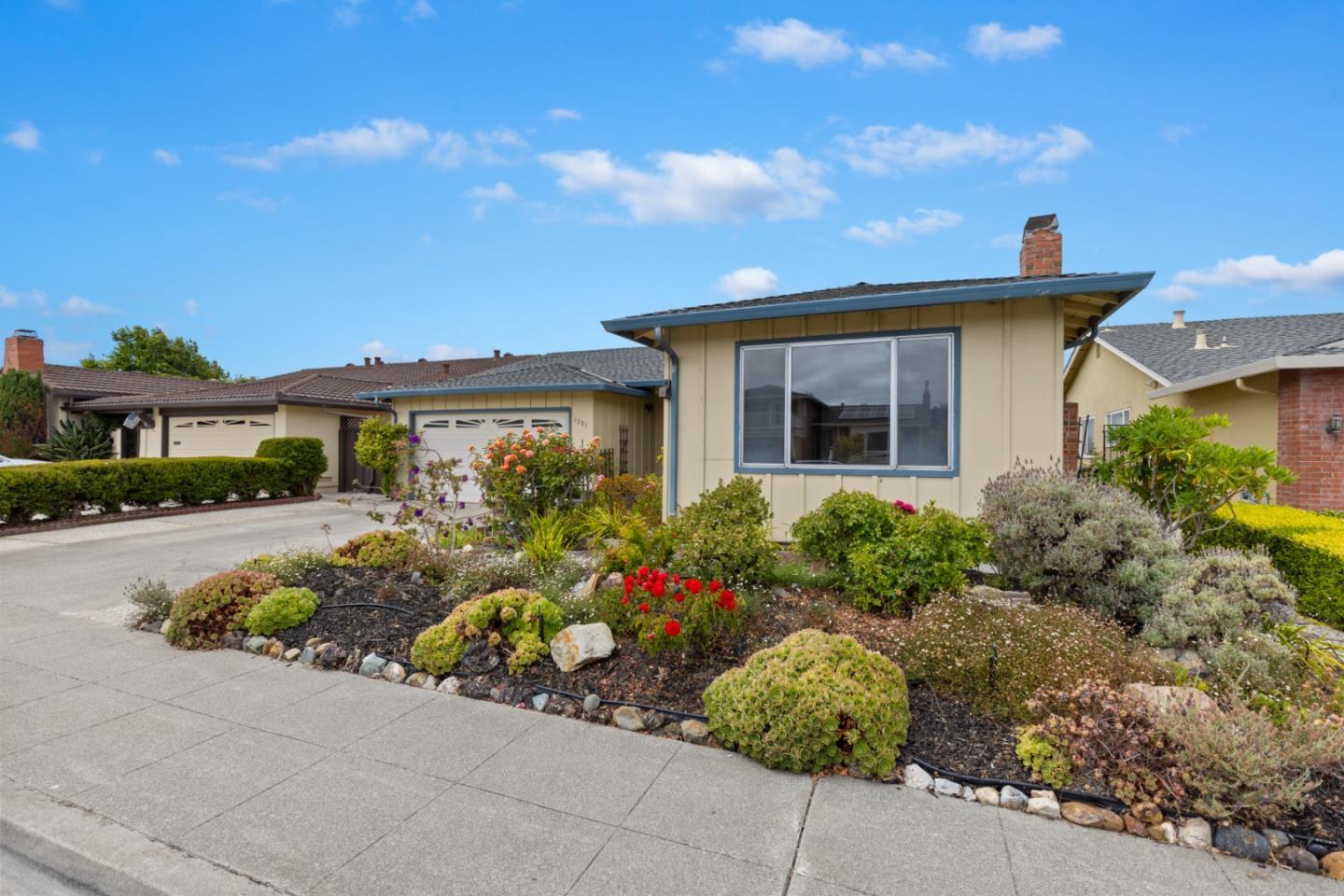 Property Photo:  1281 Marlin Avenue  CA 94404 