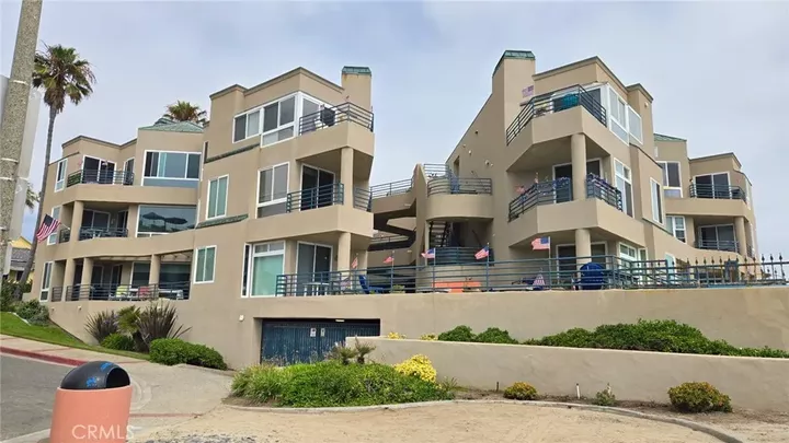 Property Photo:  901 S Pacific Street 301  CA 92054 