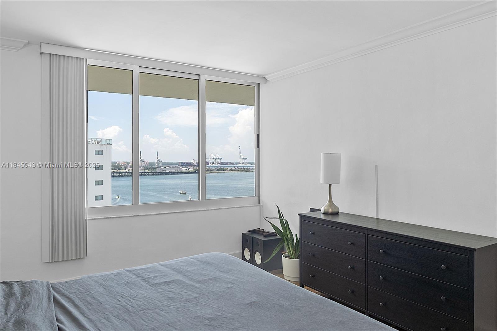 Property Photo: 1200 West Ave Ph31 FL 33139