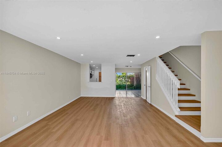 Property Photo: 13771 SW 84th St C FL 33183