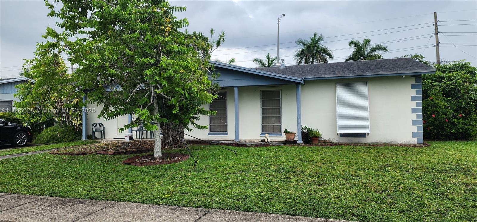 10745 SW 152nd Ter  Miami FL 33157 photo
