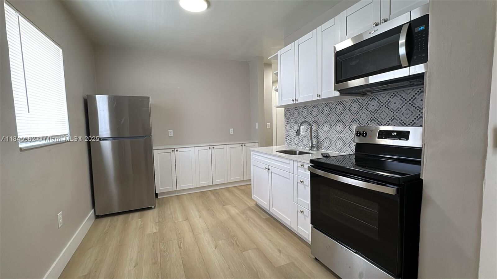 Property Photo:  2960 W Flagler St 11  FL 33135 