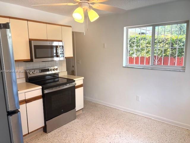 Property Photo:  2837 SW 33rd Ave 2827  FL 33133 