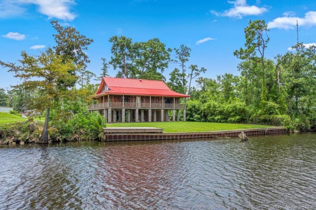 Property Photo:  3647 Davis Road  LA 70669 