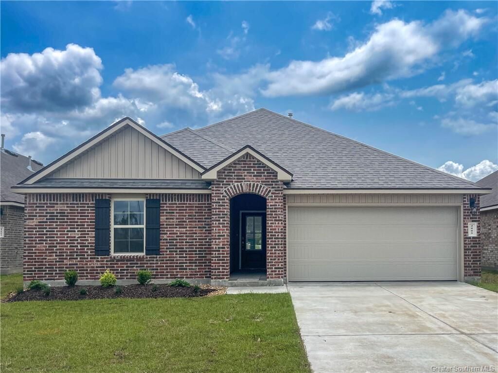 Property Photo: 4005 Savannah Creek Drive LA 70607