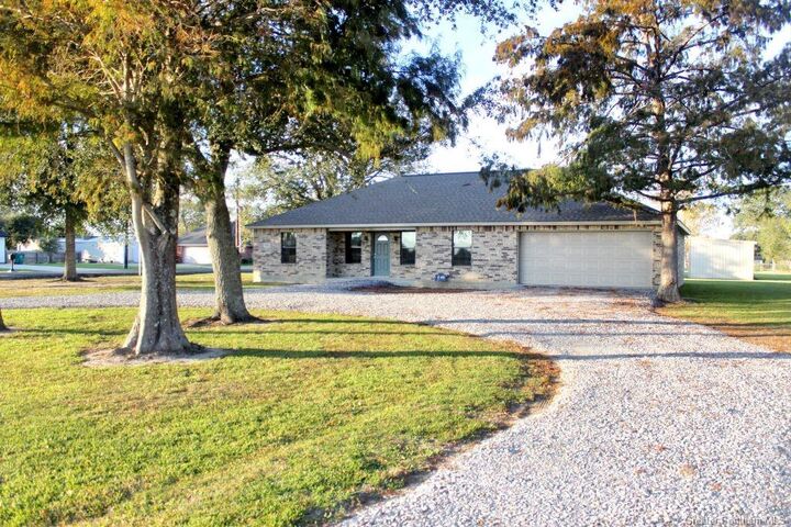 1086 E Tank Farm Road E  Lake Charles LA 70607 photo