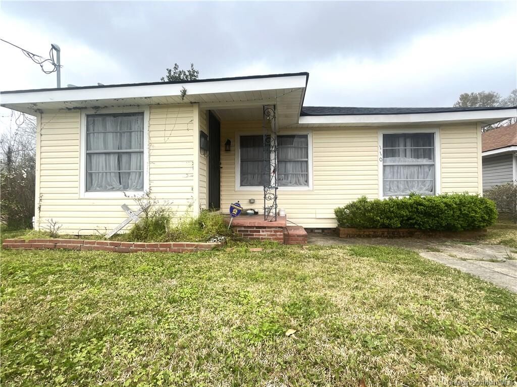 Property Photo: 110 N Cherry Street N LA 70601