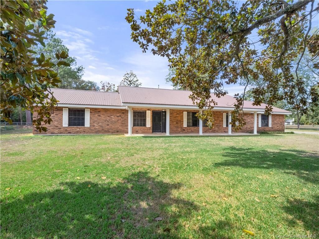 Property Photo: 707 Frusha Drive LA 70634