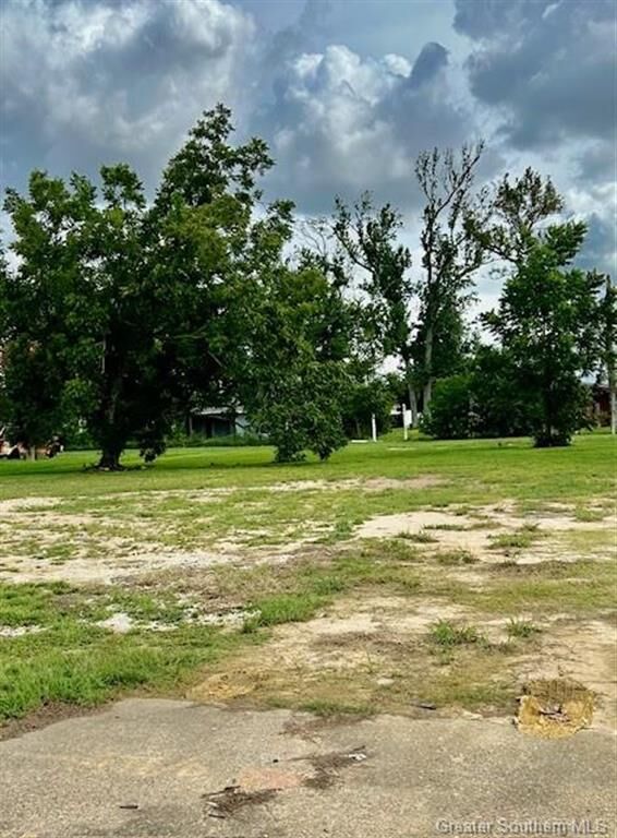 Property Photo: 3409 Maplewood Drive LA 70663