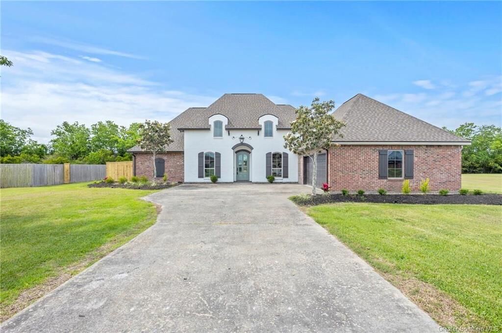 Property Photo: 16395 Cheyenne Drive LA 70647